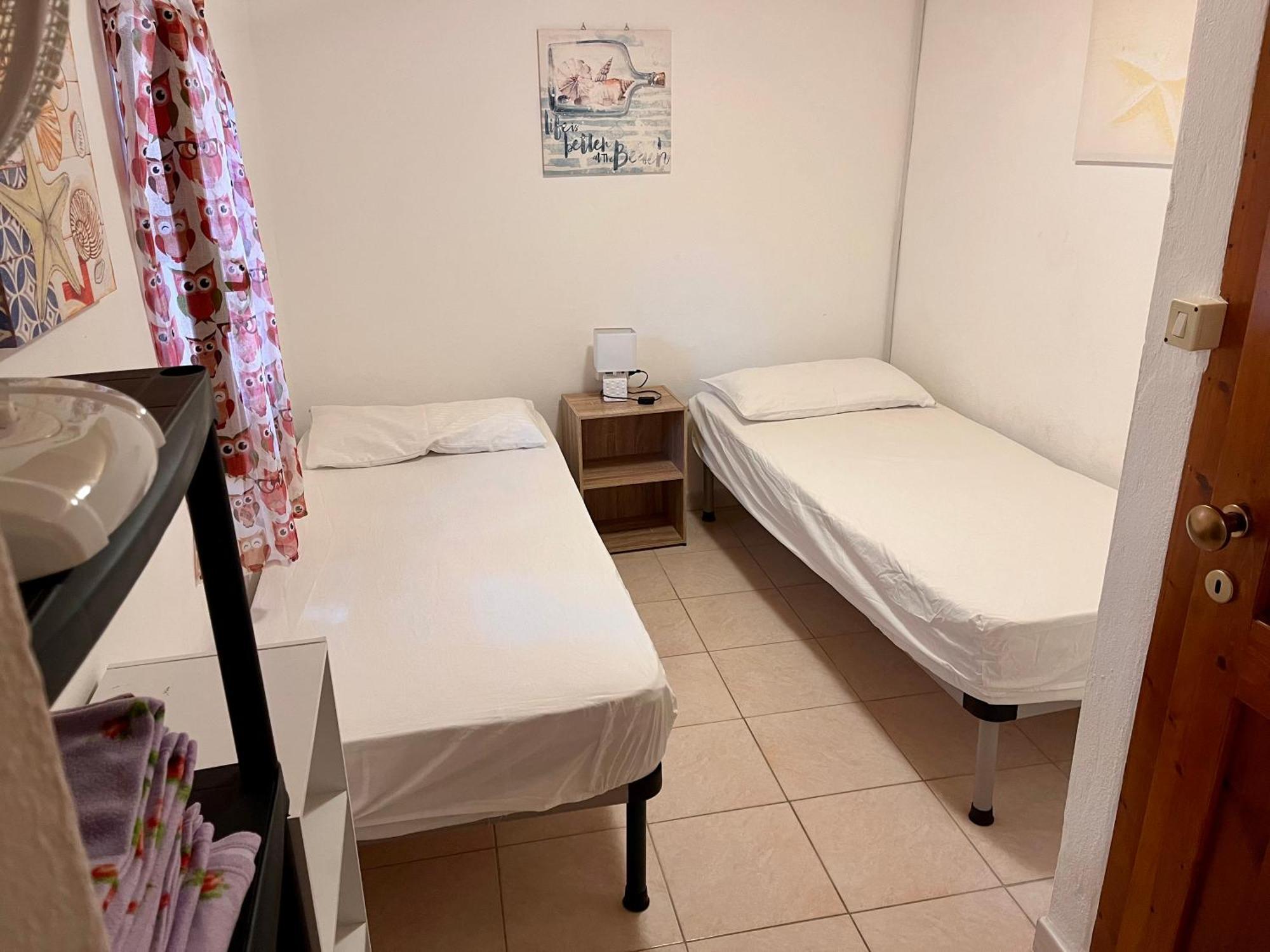 Rustico Porto Pino 30 Mt Dalla Spiaggia Esterno foto